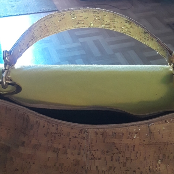 Handbag - Picture 5 of 5